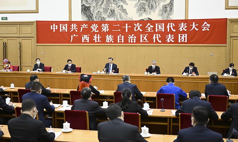 10月17日，习近平同志参加党的二十大广西代表团讨论。新华社记者 谢环驰 摄.jpg