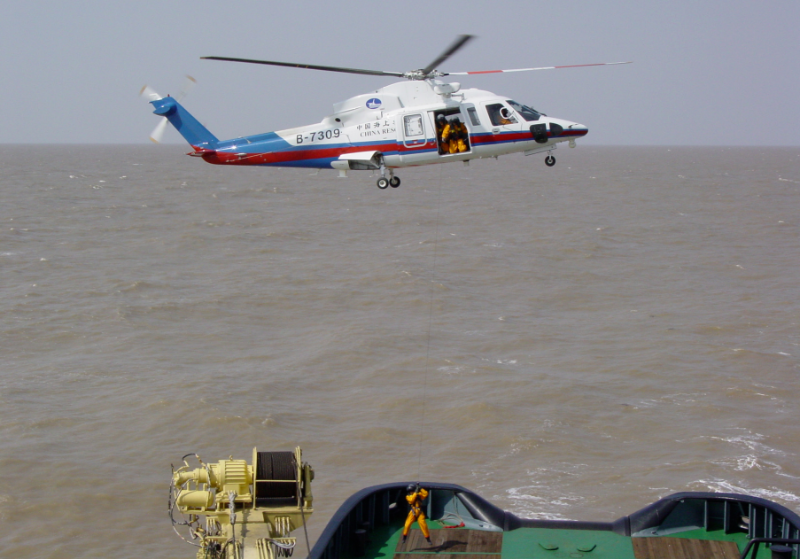 图为上海海上救助飞行队。（田景玥 摄）