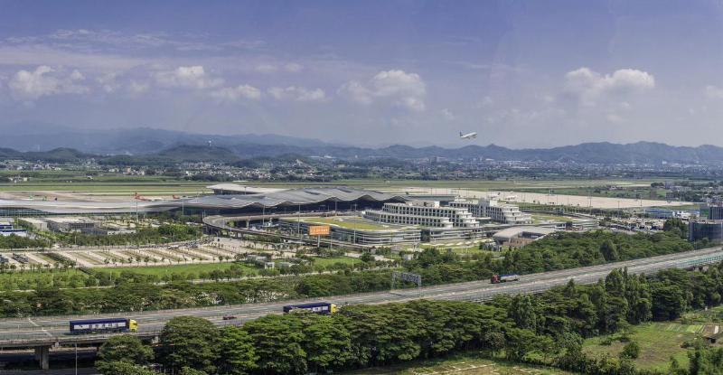 揭阳潮汕国际机场周边物流高效运转