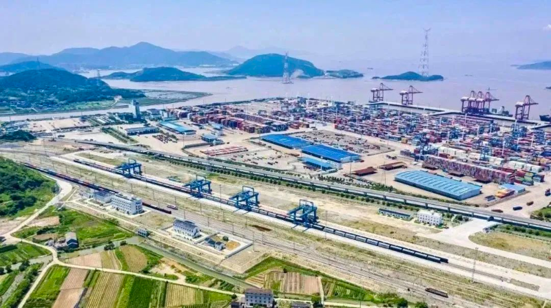 宁波舟山港。图源:中国交通报