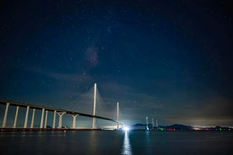 黄茅海大桥夜景