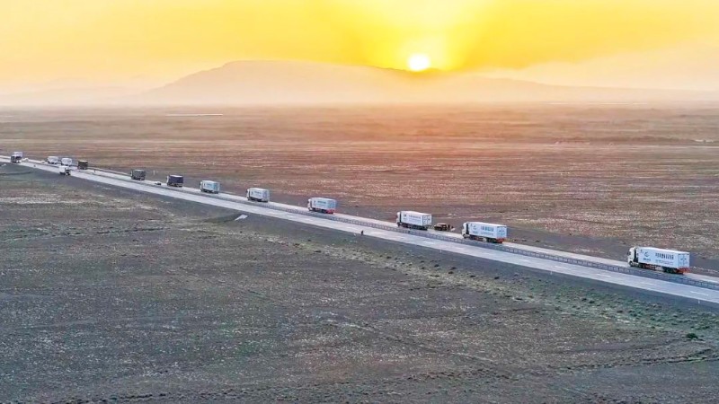 中欧跨里海直达快运开通。